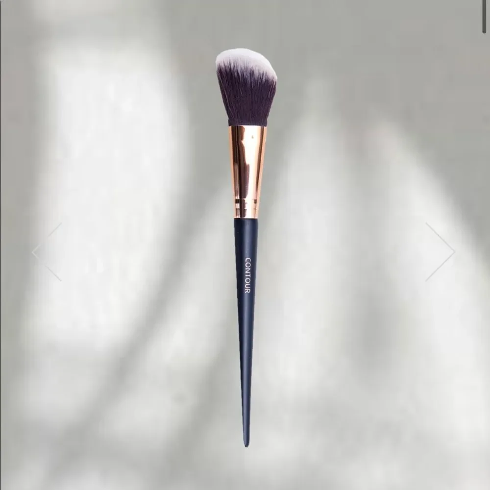 3/$20💘 Shaina B Miami Contour Brush